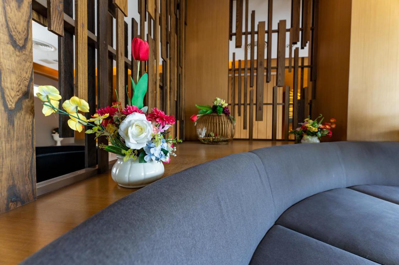 Royal Delight Hotel กรุงเทพมหานคร ภายนอก รูปภาพ